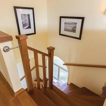 3 Bedroom Cozy In *